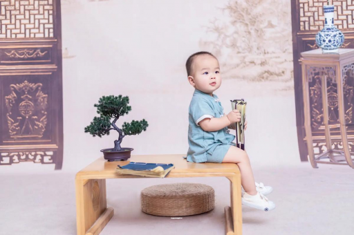 长春可爱的企鹅宝宝